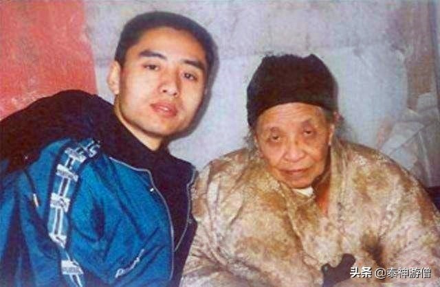 中国“坐化”第一人,享有118岁高寿,邵逸夫曾亲自拜其为师