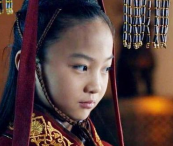 什么是卖官鬻爵？汉灵帝在历史上真的是个昏庸帝王吗？