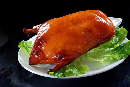 清朝一县令,含泪对儿子说:我身无分文,给你半只鸭子路上充饥