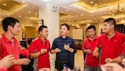 ​京东大规模裁员引热议，没有年终奖，拒绝签字的强制解除劳动合同