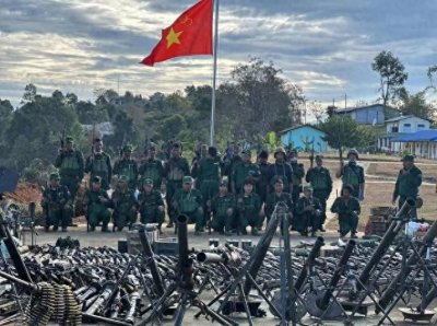 ​10万佤邦军“逼宫”同盟军让地盘？各方邀战，鲍有祥打谁最划算？