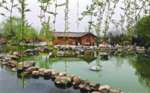 山西临汾市汾河公园